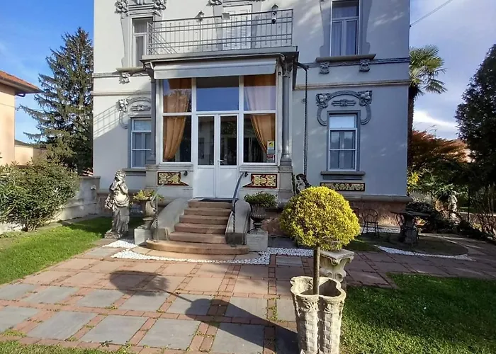 Sapi בית הארחה 3*